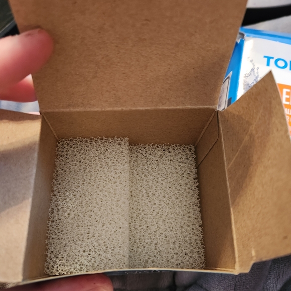 3.5 gallon Top Fin changing LED coloured lights tank and accessories - Picture 6 of 15